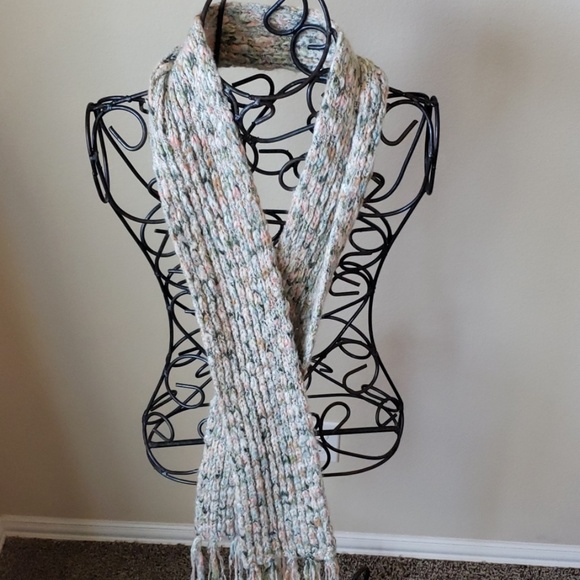 Pastel scarf - Picture 5 of 5
